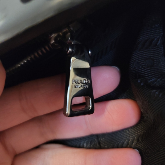 SOLD !Prada open tote - Picture 10 of 14